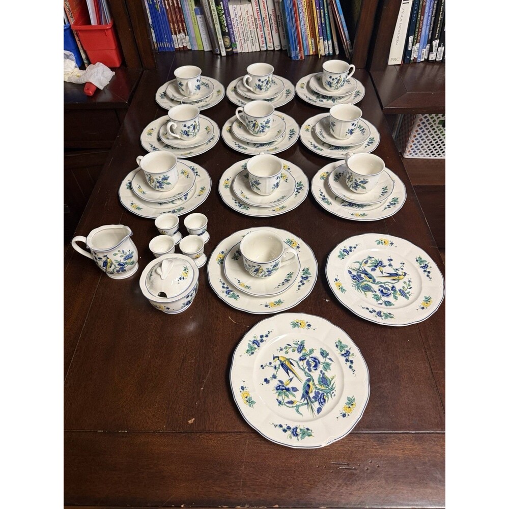 Villeroy & Boch Phoenix Blau 10 Person Set Plus Extras. Egg Cups Sugar Bowl